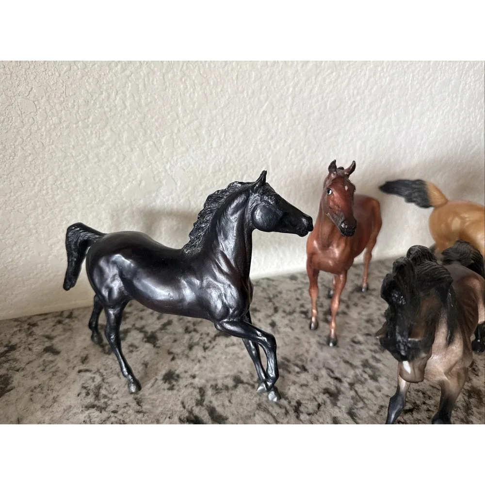 Lot Of 6- Play or Display Traditional Breyer Horses